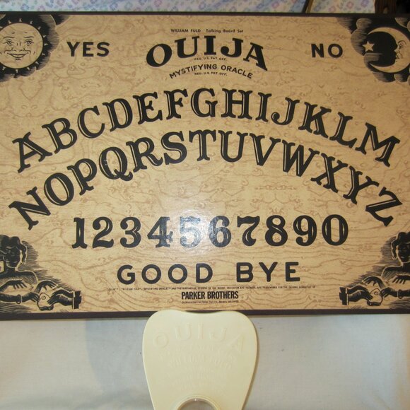 VINTAGE OUIJA BOARD GAME/PARKR BROTHERS/WILLIAM FULD, NO BOX - Picture 2 of 10